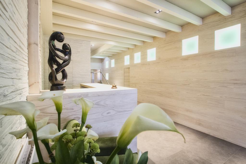 Hotel Los Lagos Nature Cangas de Onis Interior photo