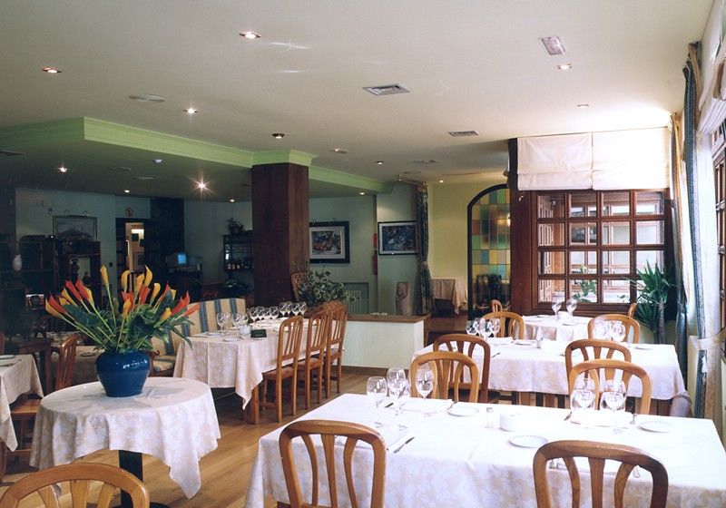 Hotel Los Lagos Nature Cangas de Onis Exterior photo
