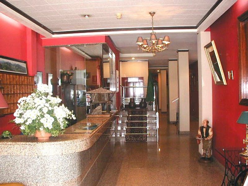 Hotel Los Lagos Nature Cangas de Onis Interior photo