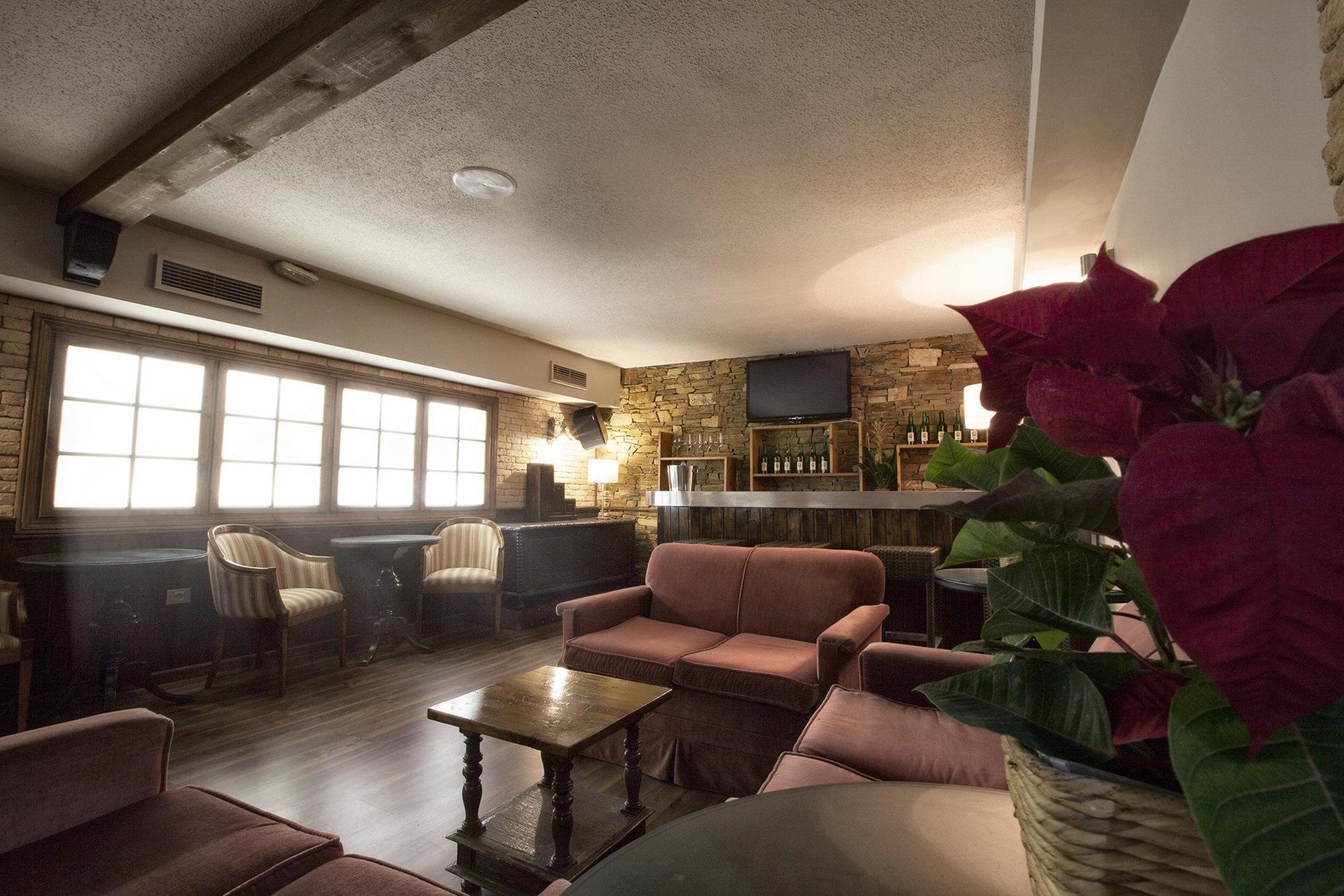 Hotel Los Lagos Nature Cangas de Onis Exterior photo