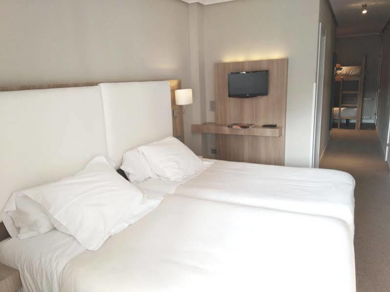 Hotel Los Lagos Nature Cangas de Onis Exterior photo